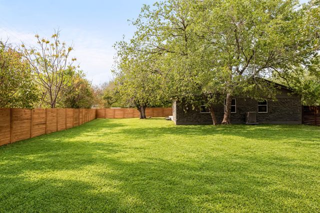 2103 Fordham CV, Austin, TX 78723