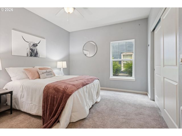 22866 Sw FOREST CREEK Dr 100, Sherwood, OR 97140