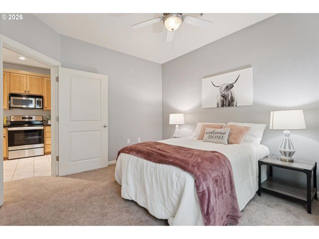 22866 Sw FOREST CREEK Dr 100, Sherwood, OR 97140