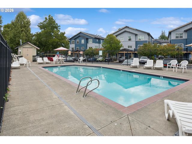22866 Sw FOREST CREEK Dr 100, Sherwood, OR 97140