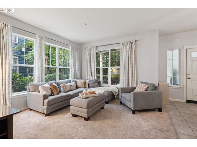 22866 Sw FOREST CREEK Dr 100, Sherwood, OR 97140