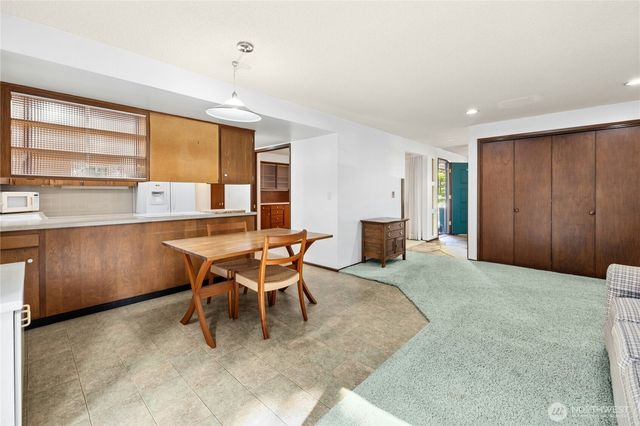 8826 Cascadia Avenue, Everett, WA 98208