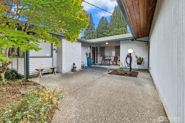 8826 Cascadia Avenue, Everett, WA 98208
