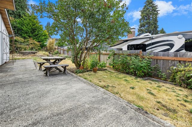 8826 Cascadia Avenue, Everett, WA 98208