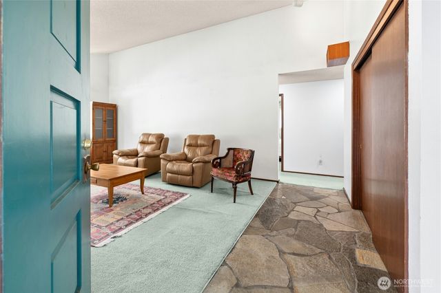 8826 Cascadia Avenue, Everett, WA 98208