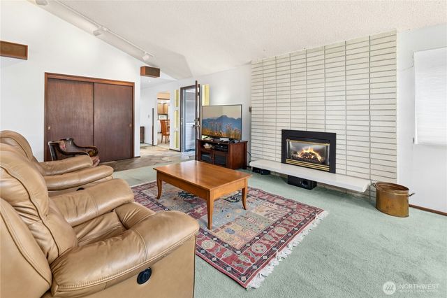 8826 Cascadia Avenue, Everett, WA 98208