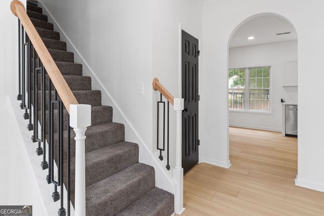 3314 Piney Way, Loganville, GA 30052