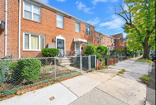 195-15 Station Road, Flushing, NY 11358