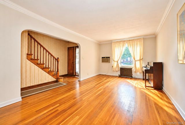 195-15 Station Road, Flushing, NY 11358