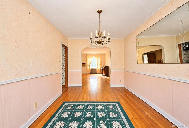 195-15 Station Road, Flushing, NY 11358