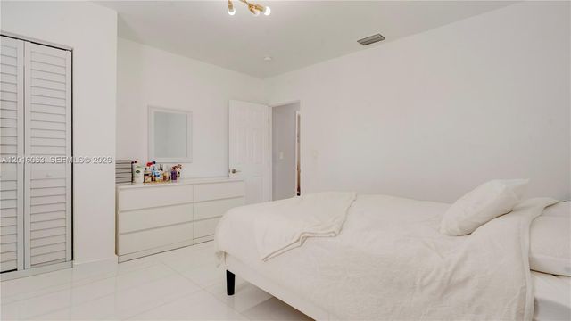 6450 SW 39th Ter, Miami, FL 33155