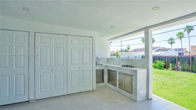 6450 SW 39th Ter, Miami, FL 33155