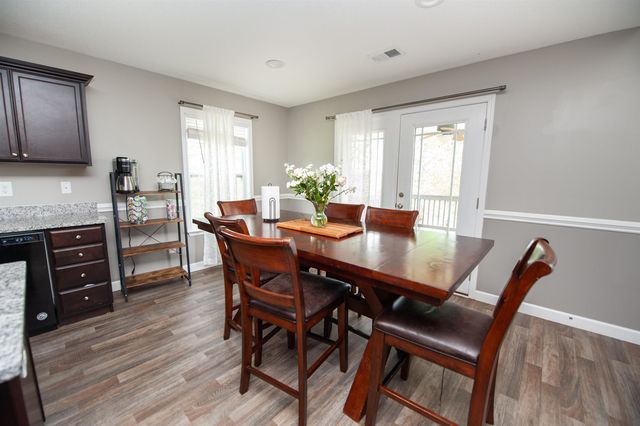 141 Middlebrooke Lane, Wellford, SC 29385