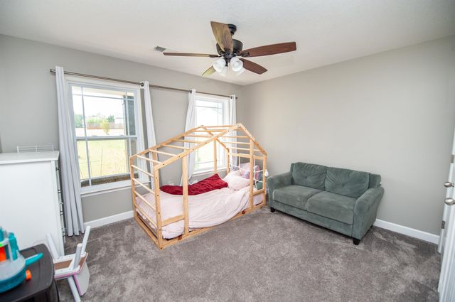 141 Middlebrooke Lane, Wellford, SC 29385