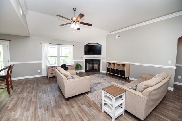 141 Middlebrooke Lane, Wellford, SC 29385