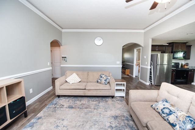141 Middlebrooke Lane, Wellford, SC 29385
