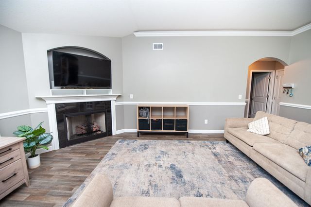141 Middlebrooke Lane, Wellford, SC 29385