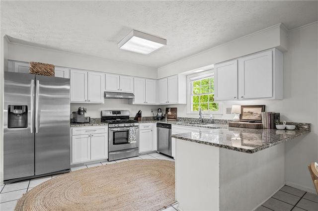 994 Coach House Drive, Tucker, GA 30084