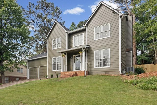994 Coach House Drive, Tucker, GA 30084