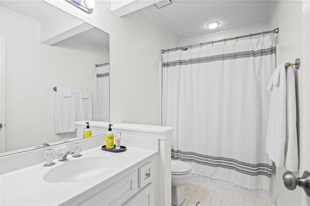 994 Coach House Drive, Tucker, GA 30084