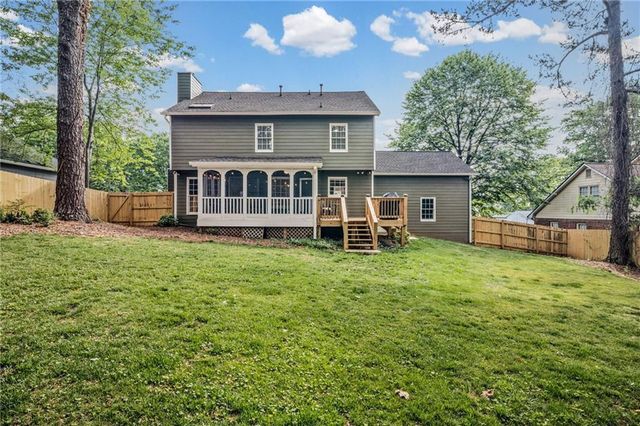 994 Coach House Drive, Tucker, GA 30084