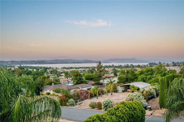33333 Westlong Street, Lake Elsinore, CA 92530