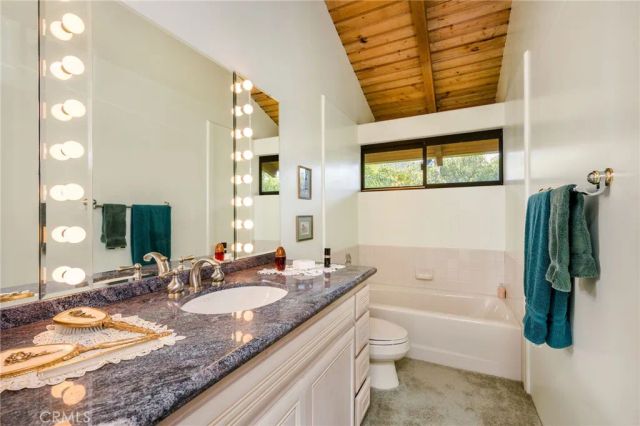 33333 Westlong Street, Lake Elsinore, CA 92530