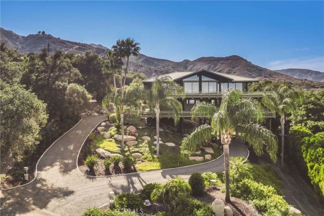 33333 Westlong Street, Lake Elsinore, CA 92530