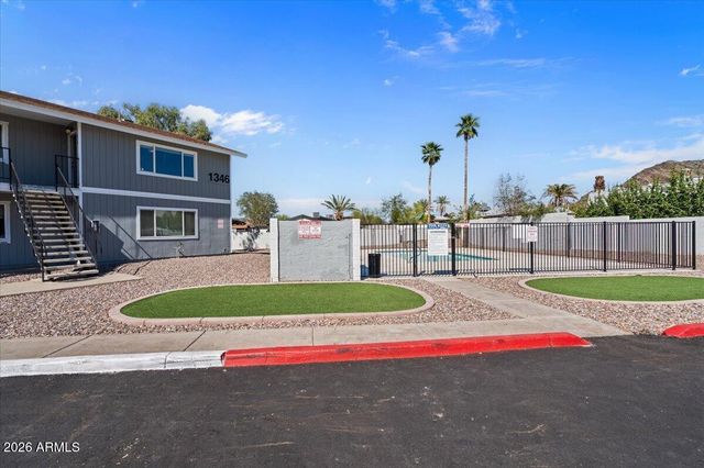 1346 E MOUNTAIN VIEW Road 102, Phoenix, AZ 85020