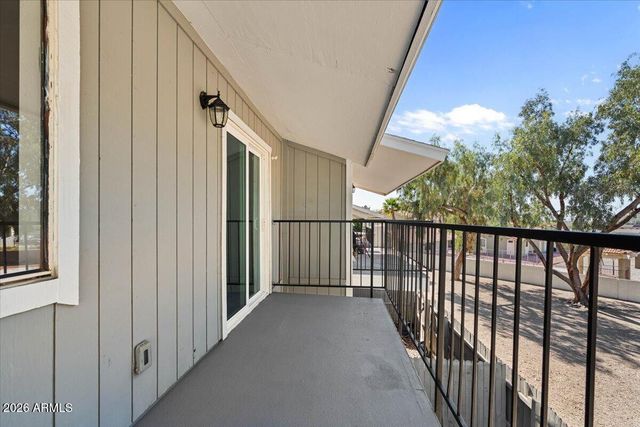 1346 E MOUNTAIN VIEW Road 102, Phoenix, AZ 85020