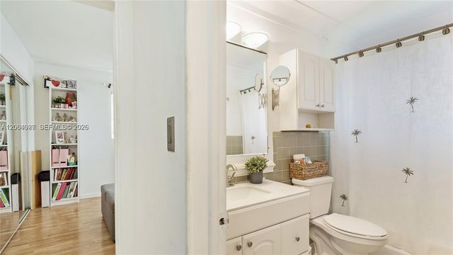 4020 SW 2nd Street, Plantation, FL 33317