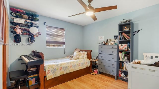 4020 SW 2nd Street, Plantation, FL 33317