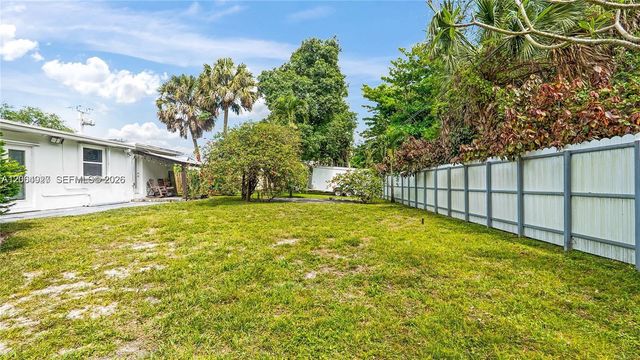 4020 SW 2nd Street, Plantation, FL 33317