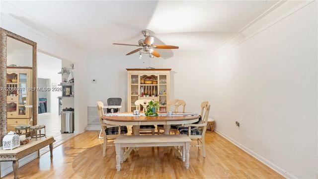 4020 SW 2nd Street, Plantation, FL 33317