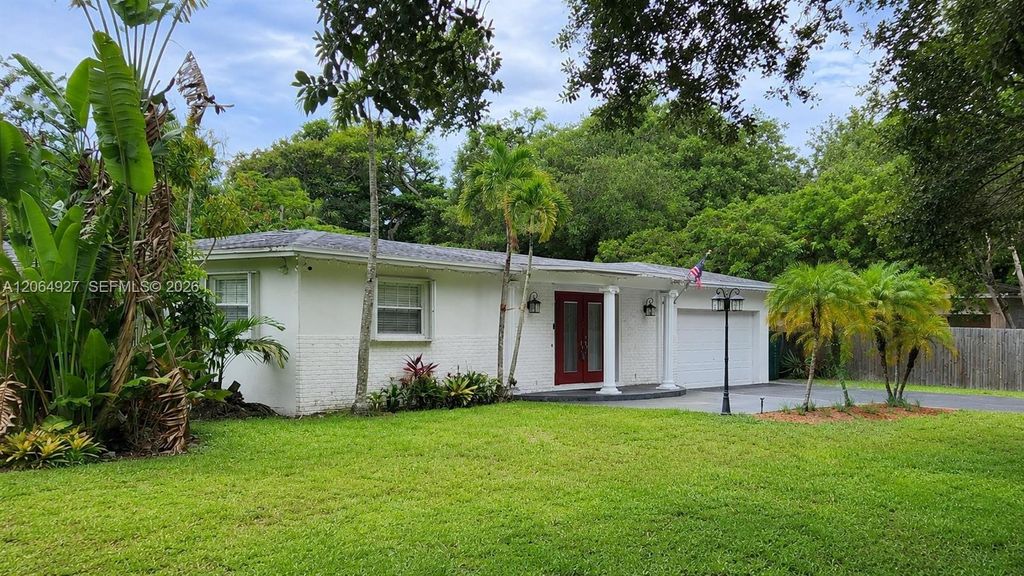 4020 SW 2nd Street, Plantation, FL 33317