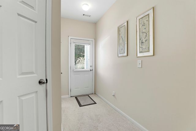 41 Newnan Lakes Drive, Newnan, GA 30263