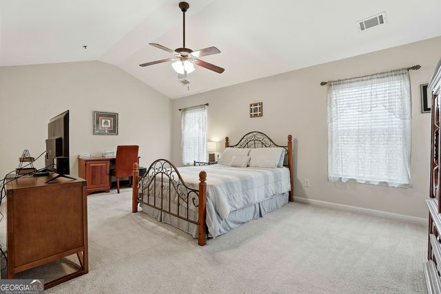 41 Newnan Lakes Drive, Newnan, GA 30263