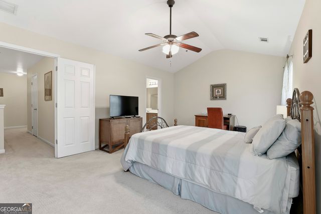 41 Newnan Lakes Drive, Newnan, GA 30263