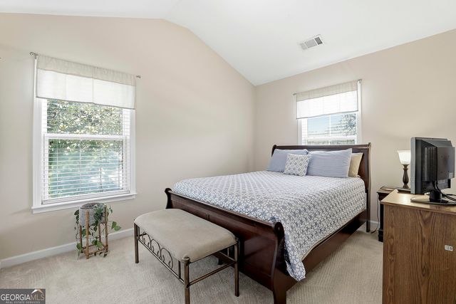 41 Newnan Lakes Drive, Newnan, GA 30263