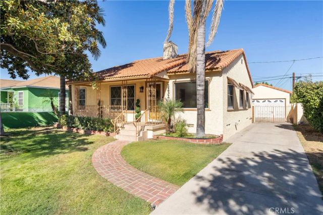 2232 N Valley Street, Burbank, CA 91505