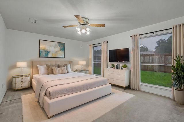 139 Spanish Moss Lane, Lake Jackson, TX 77566