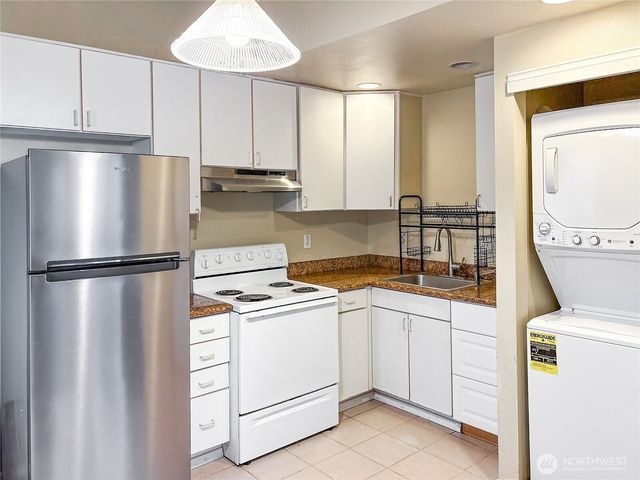 12741 NE 35th Avenue NE, Seattle, WA 98125