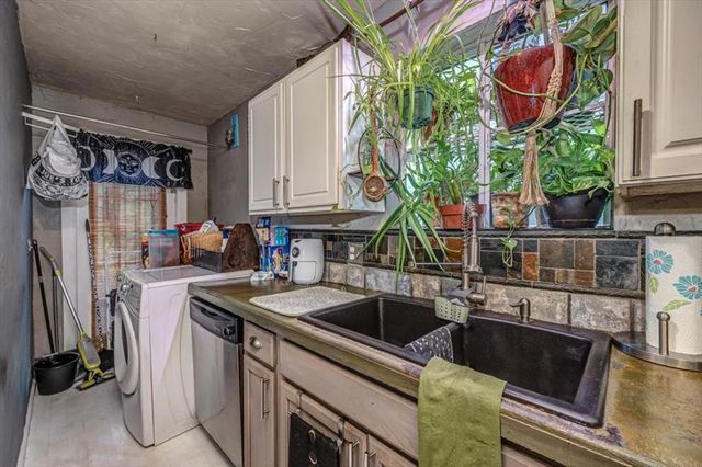 322 E Warner Avenue, Guthrie, OK 73044