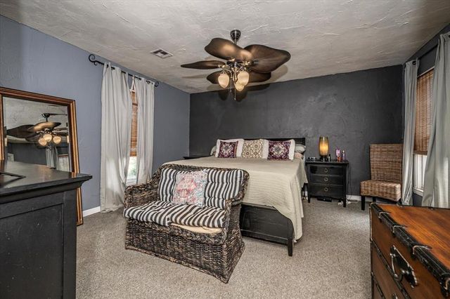 322 E Warner Avenue, Guthrie, OK 73044