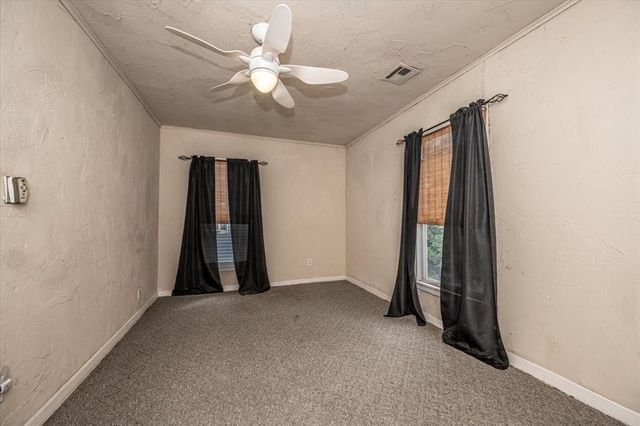 322 E Warner Avenue, Guthrie, OK 73044