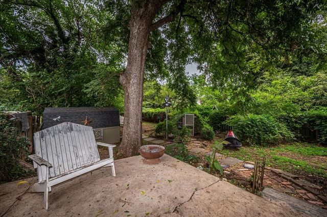 322 E Warner Avenue, Guthrie, OK 73044