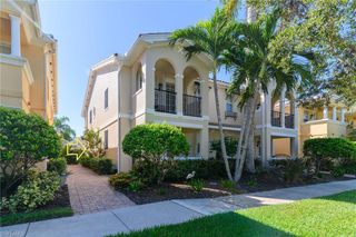 8044 Josefa WAY, Naples, FL 34114