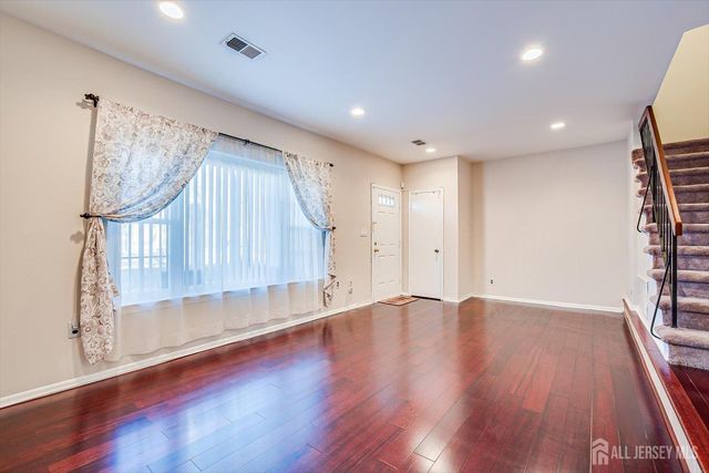 1224 Thomas Avenue, North Brunswick, NJ 08902