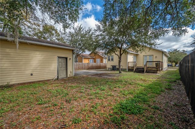 7402 N CENTRAL AVENUE, Tampa, FL 33604