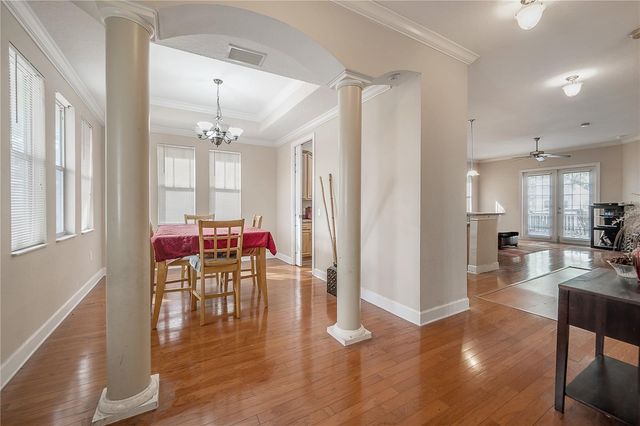 7402 N CENTRAL AVENUE, Tampa, FL 33604